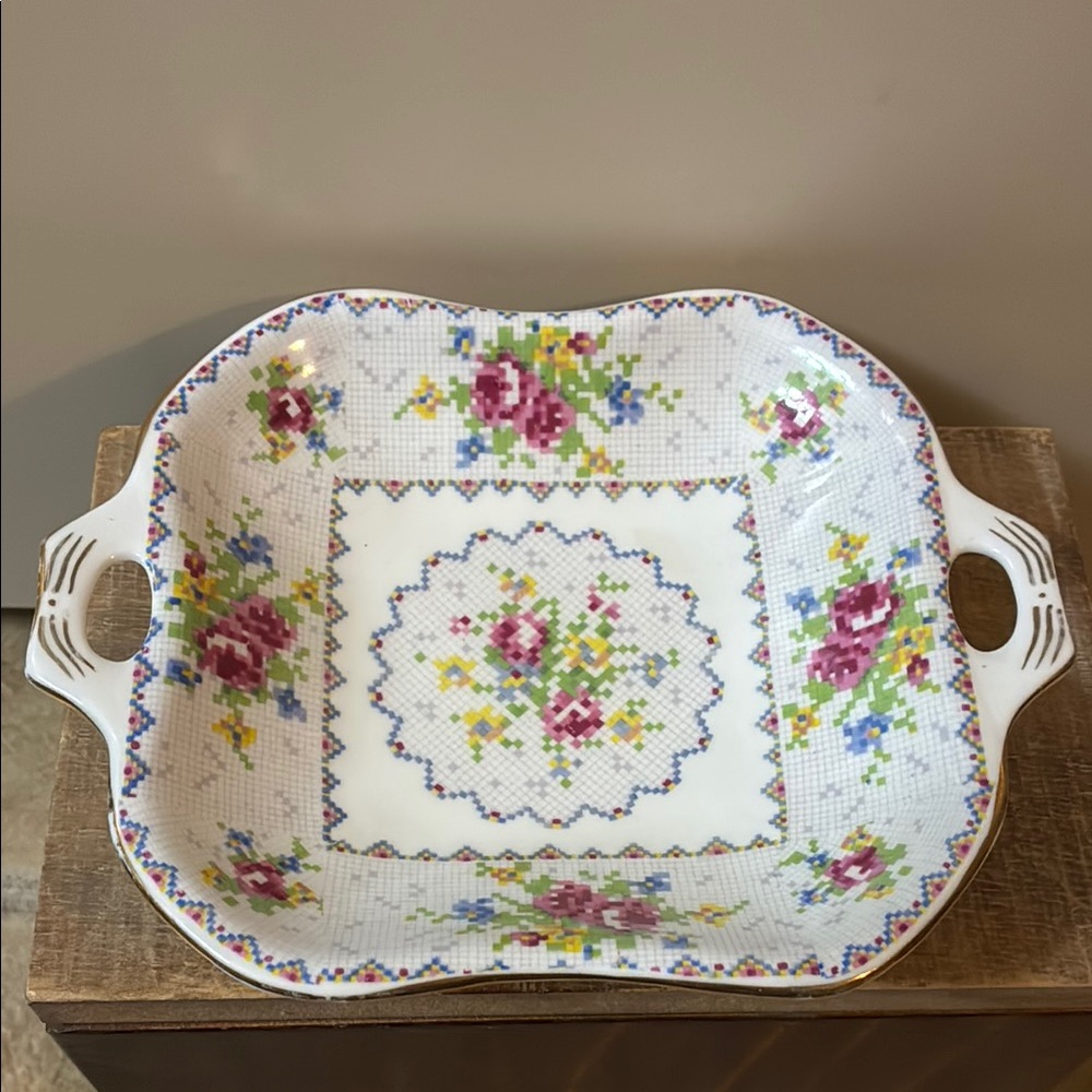 Royal Albert Petit Point Bon Bon Tray